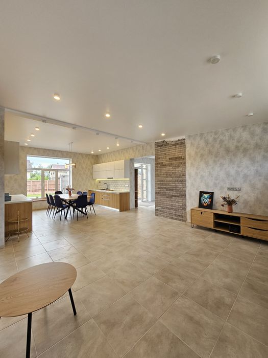 Продам современный дом в 20 км от Днепр / Обуховка/ Кировское