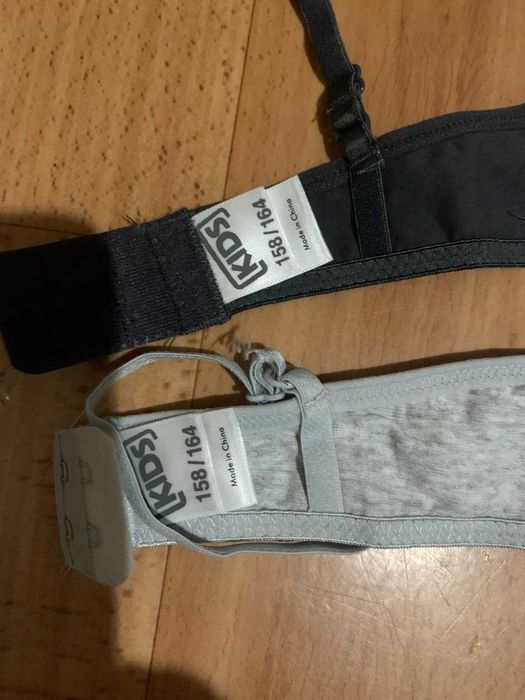 Підлітковий бюстик на 12-14 років, набором, не підійшов розмір