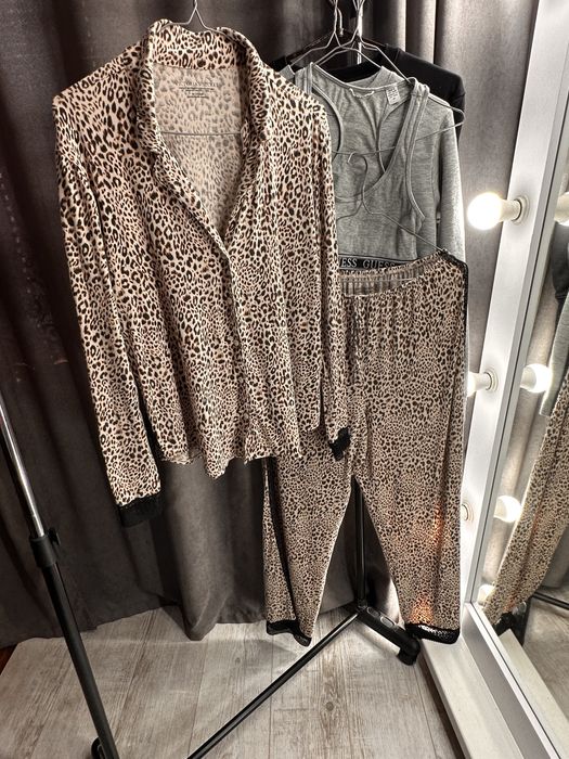 Піжама Victoria's Secret Modal Lace Long PJ Set Leo print