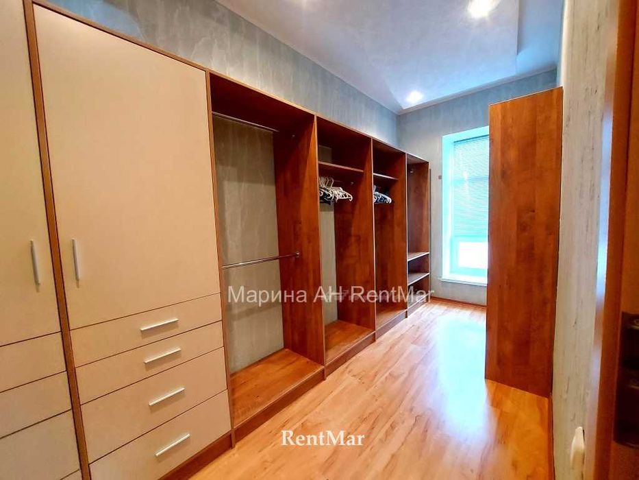 Добротный дом! Жилой подвал! 4 спальни  Б Фонтан Видео