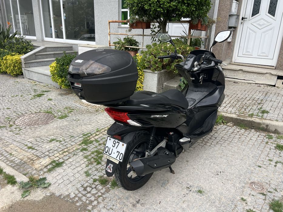 Honda PCX 2016.
