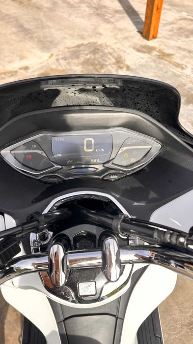 Vendo PCX 125 com 589 kms