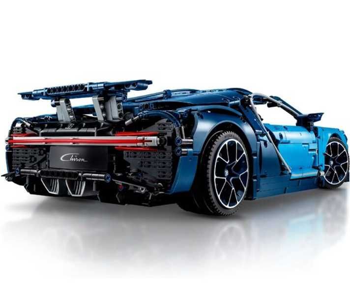 Конструктор 1в1 як LEGO Technic Bugatti Chiron