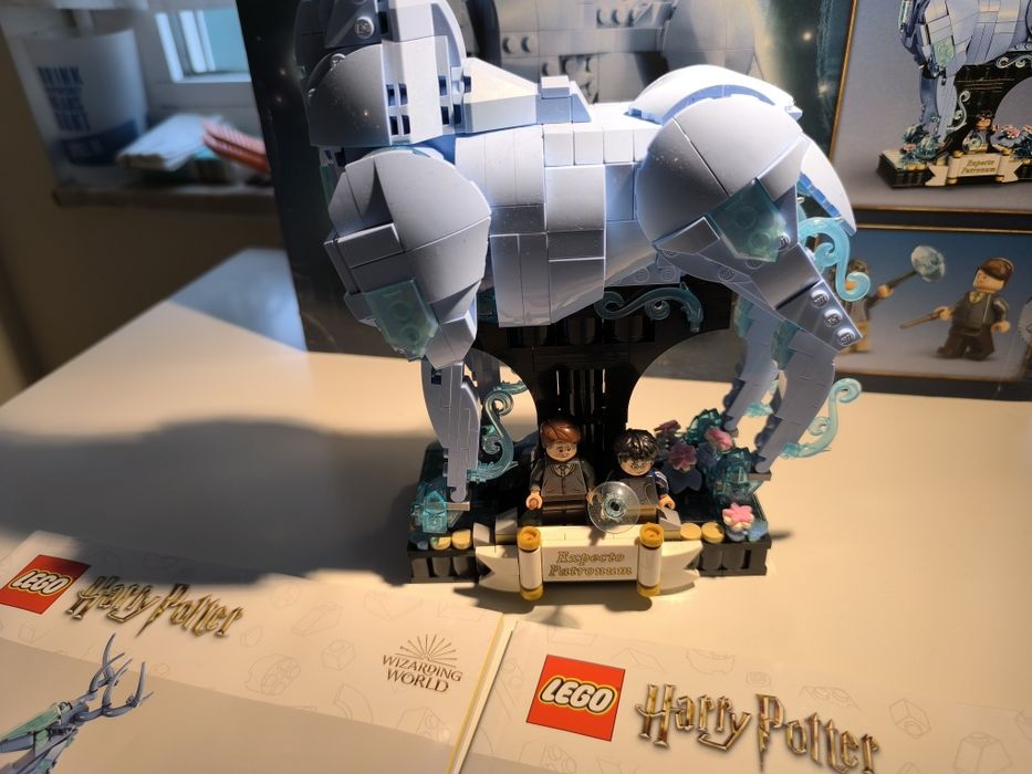 Lote Lego sets e figuras