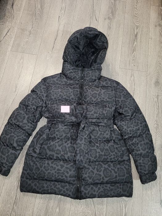 Зимний пуфер в принте леопард