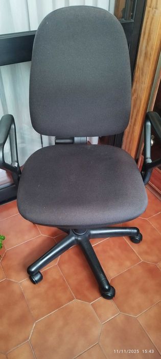 2 Office Chairs