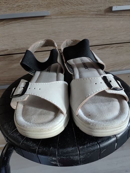 Białe sandały damskie walkmaxx rozmiar  38