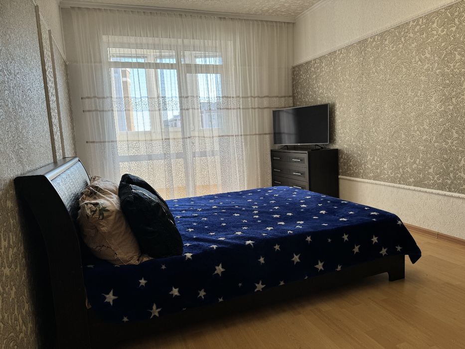 Иванова 20, (Южный), Сдам посуточно