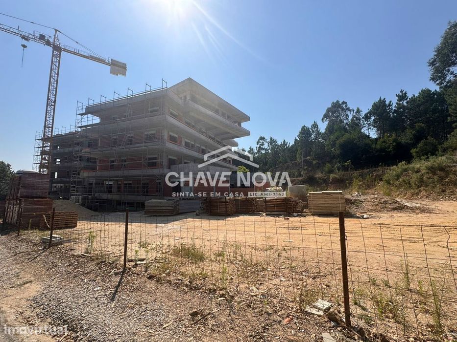 T1 Novo C/ Lugar de Garagem, em Oliveira de Azemeis