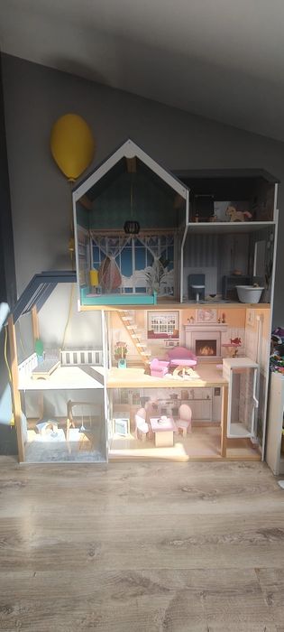 Domek dla lalek barbie