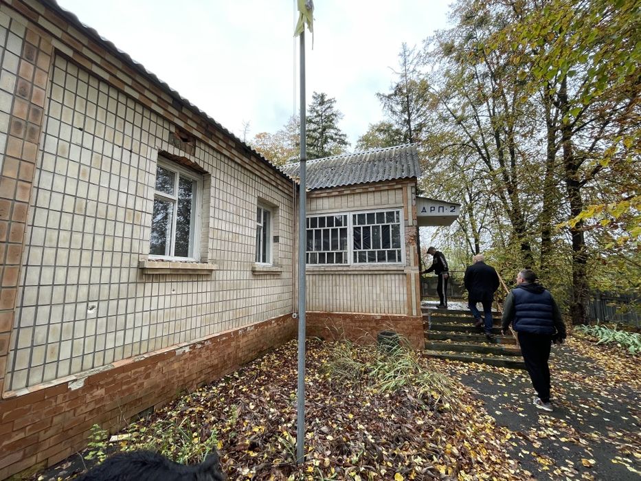 Гараж парковка Іванків