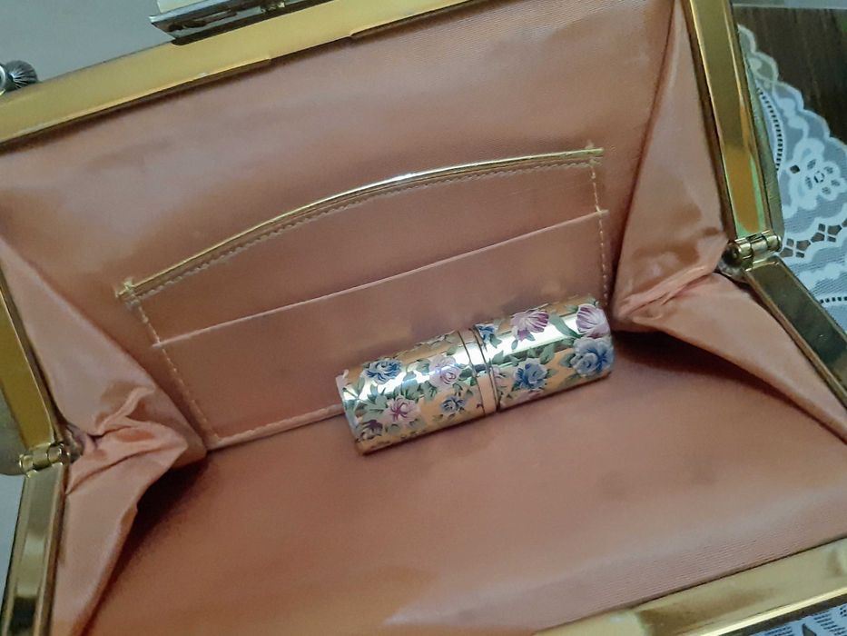 розкішна сумочка для нареченої див. інші мої оголошення