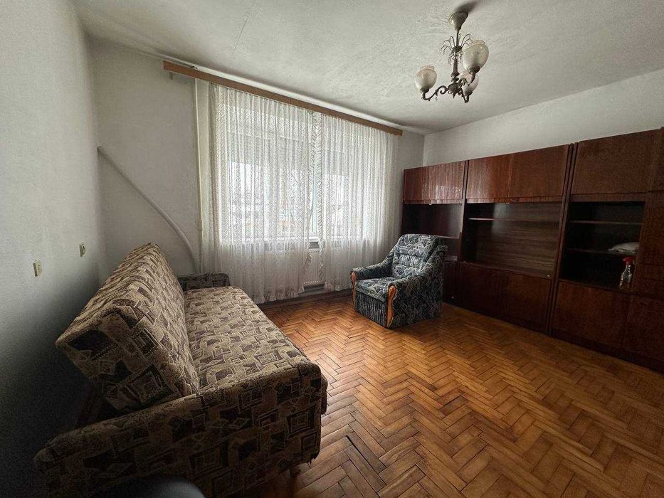 2К вул. Довга / цегла / індивідуальне газове опалення