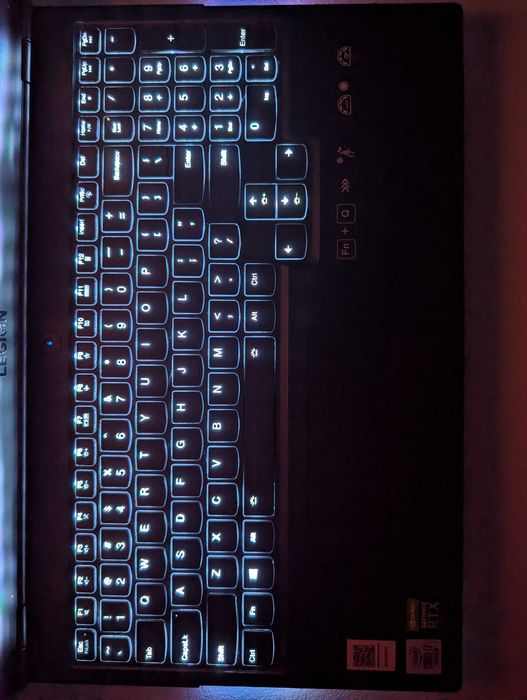 Lenovo Legion 7 15IMH05 | Intel Core i7 | RTX 2080 Super Max-Q | 16 GB