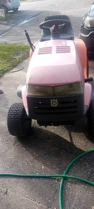 Tractor corta 17cv com reboque