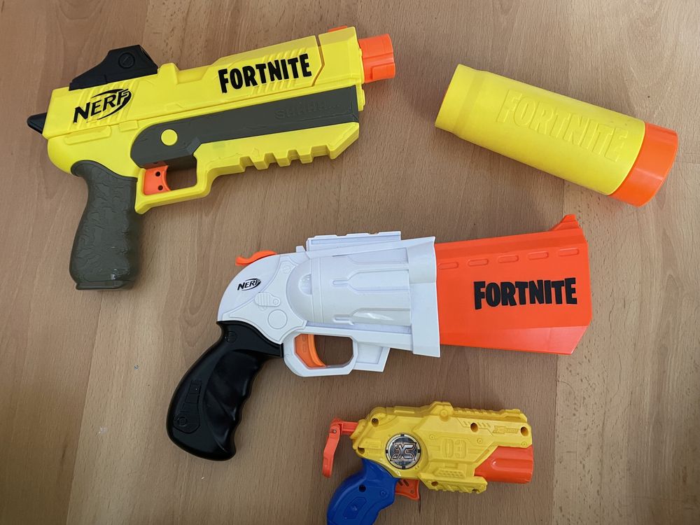 ESPINGARDA NERF FORTNITE (BRINQUEDO DE ARMAS PARA CRIANÇAS) em segunda mão  durante 22 EUR em Campo Olivar na WALLAPOP