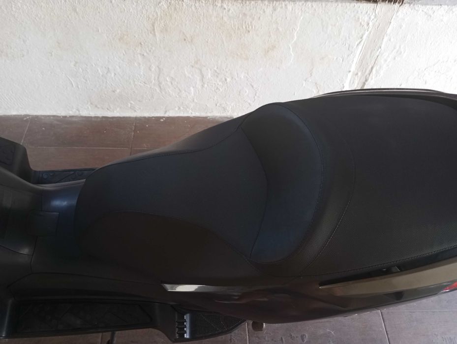Mota/Maxi Scooter Kinco Donwtonw 300I
