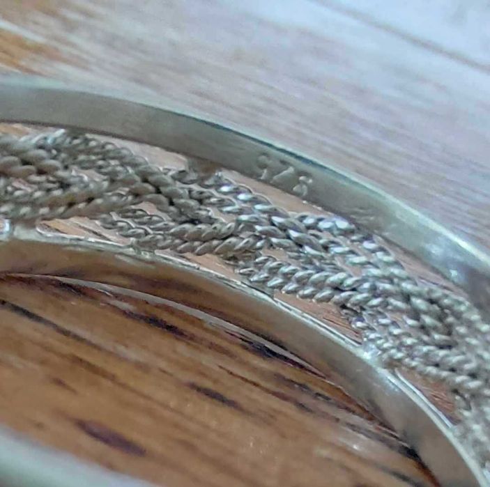 Srebrna obrączka ażurowa