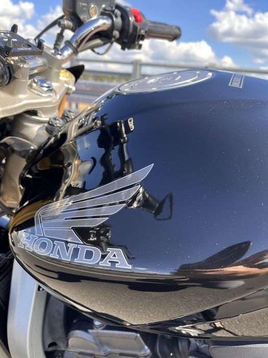 Honda Hornet  !!!
