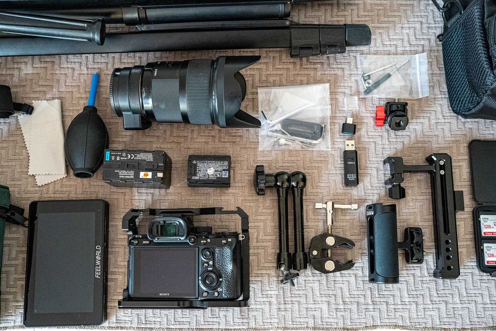 Sony A7iii Full Acessorios Tripe e Lente Sigma Art