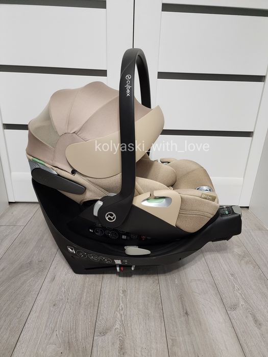 Розкладне автокрісло Cybex Cloud T plus i-size Cozy beige Сайбекс бежеве