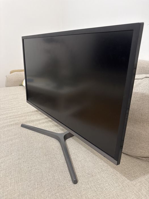 Monitor QLED Samsung U28H750UQU 4K