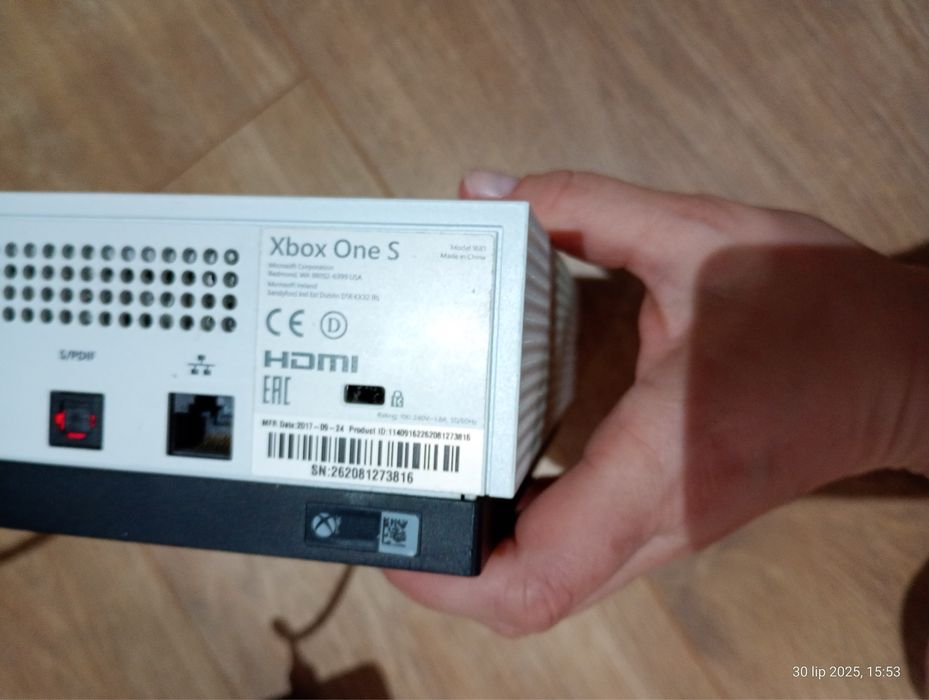 Konsola XBox one S plus dwa pady