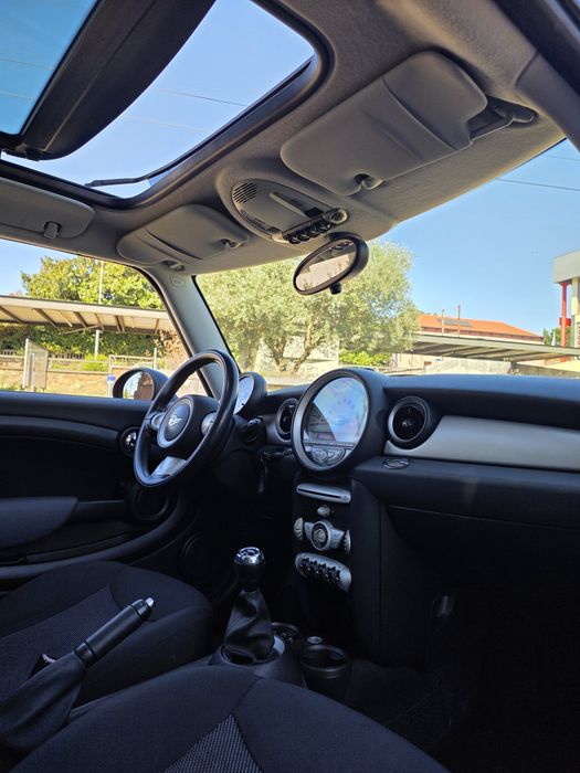 Mini Cooper 1.4i Muitos Extras