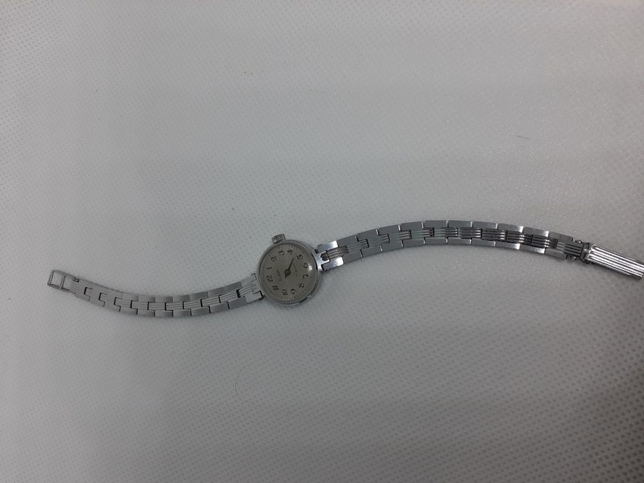 Часы СССР SLAVA (Слава) 17 jewels (made in USSR) с браслетом