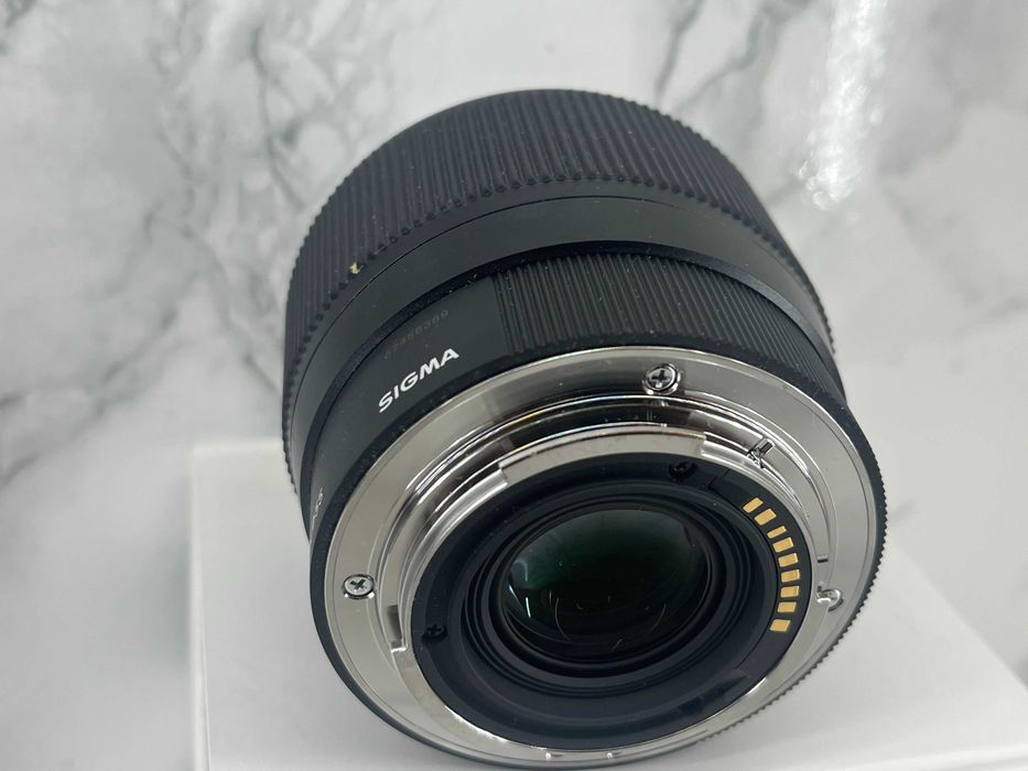 Obiektyw Sigma 56mm f/1.4 DC DN Contemporary Canon EF-M