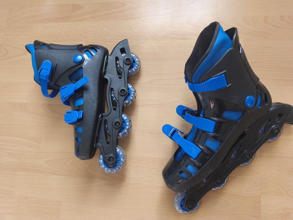 Zestaw rolek ochraniacze+kask rozm.43-44