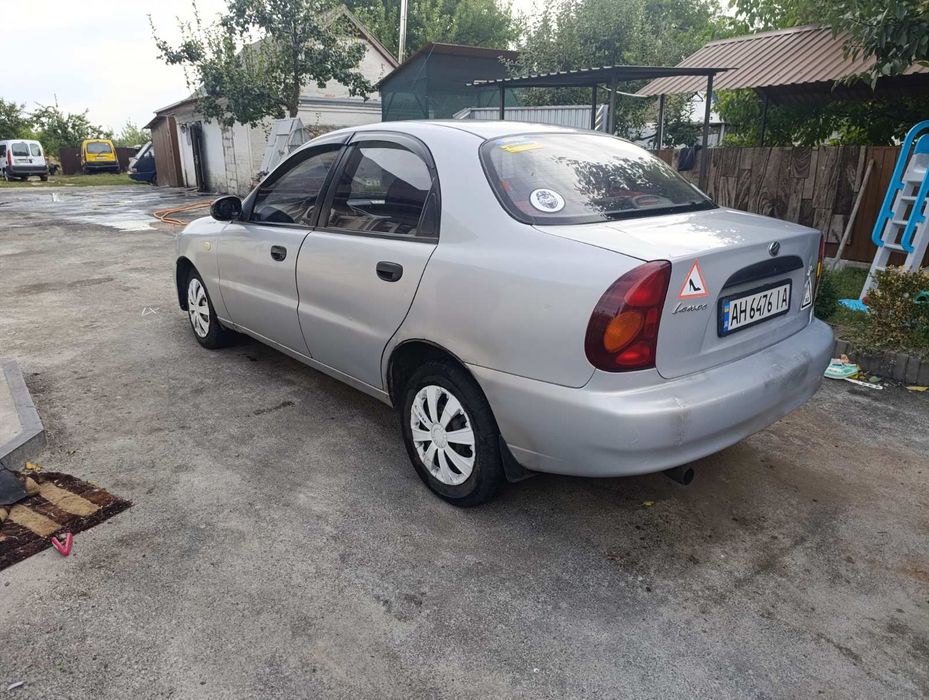 Продаю Ланос 2011 р. 1,5 газ бенз