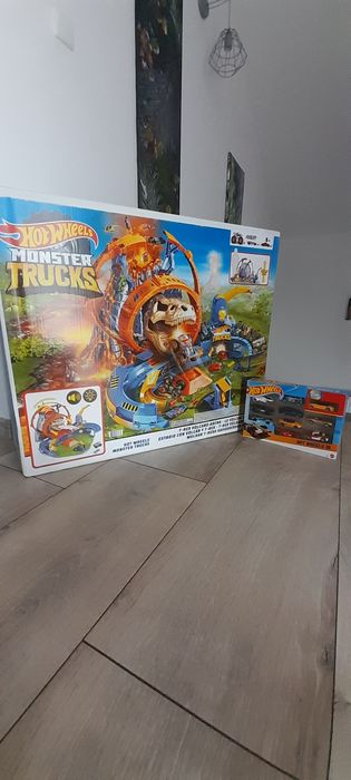 Tor Hot Wheels Monster Truck