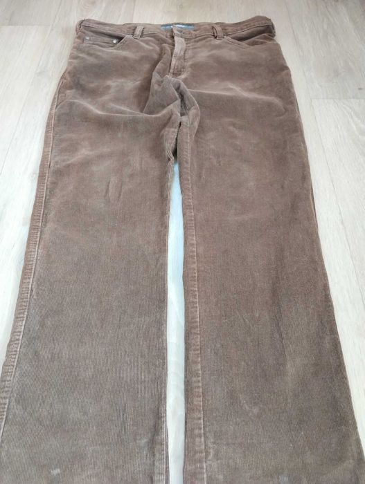 Продам вільветові штани GIORGIO size 36x32