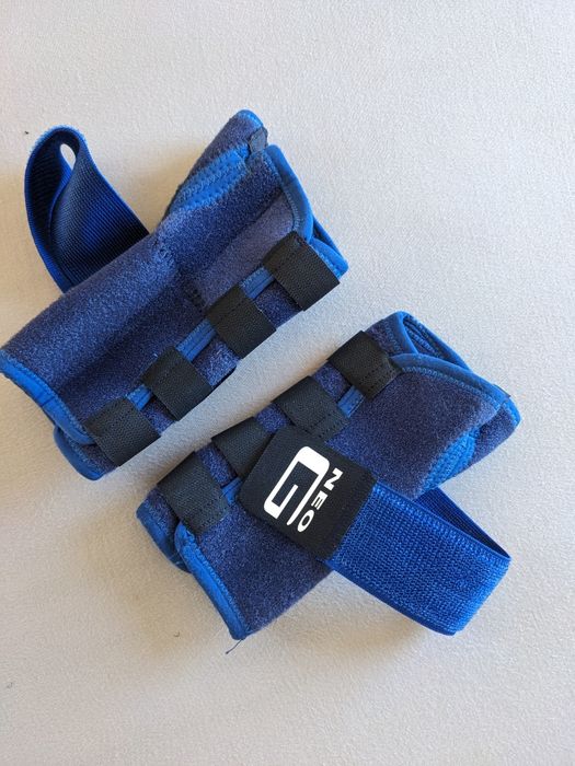 Neo G stabilizator nadgarstka PRAWY orteza *jak nowa*