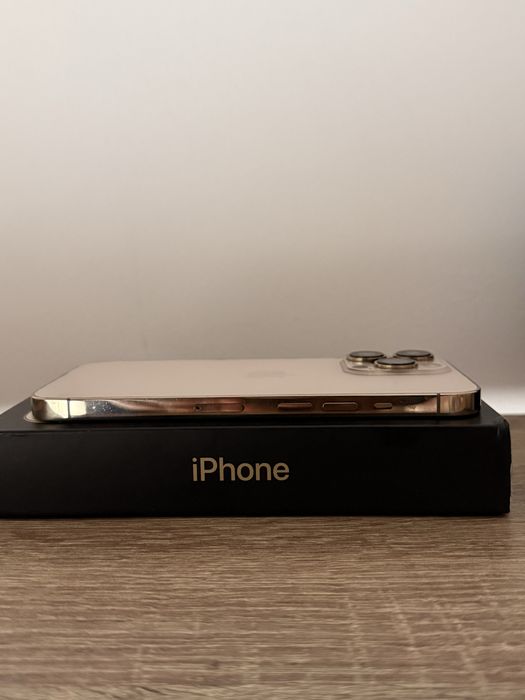 Iphone 13 Pro Dourado