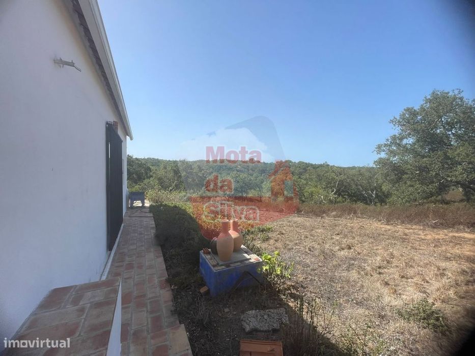 Quinta com habitação em São Francisco da Serra