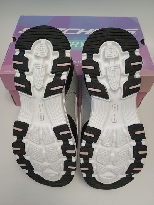 Skechers D'Lite Cousin