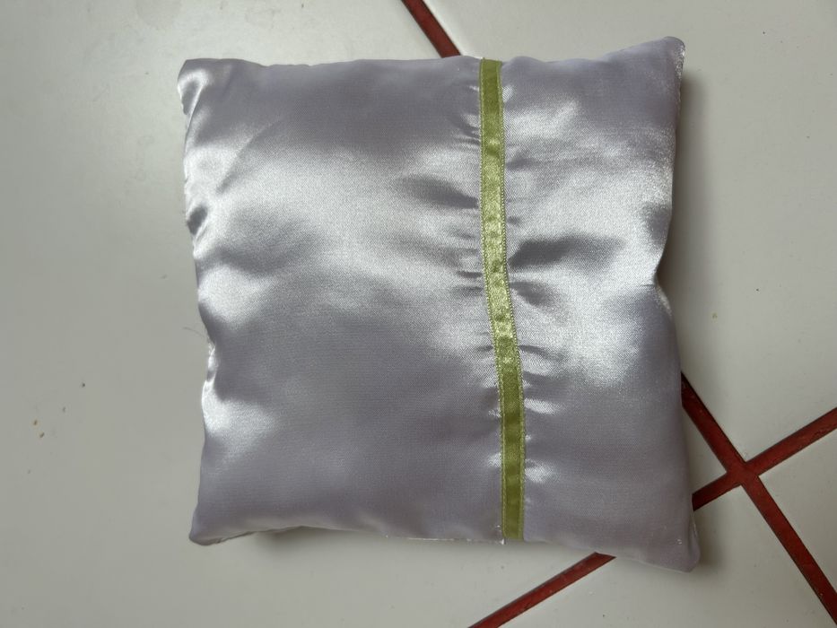 Poduszeczka na obrączki