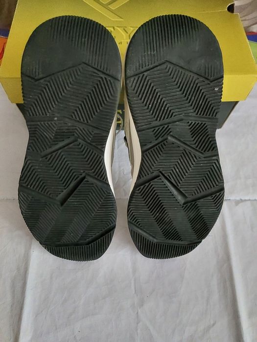 Кроссовки Bershka 38 р