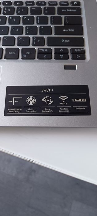 Notebook Acer Swift 1 jak nowy