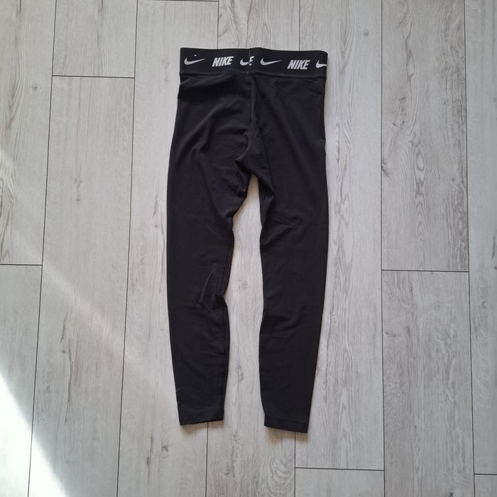 Czarne legginsy Nike siłownia sport running M spodnie dresowe dresy