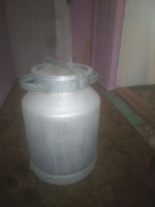 Срочно продам алюминиевый бидон