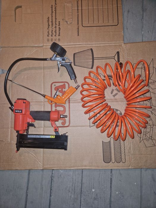 Kompresor olejowy 50l 8bar akcesoria