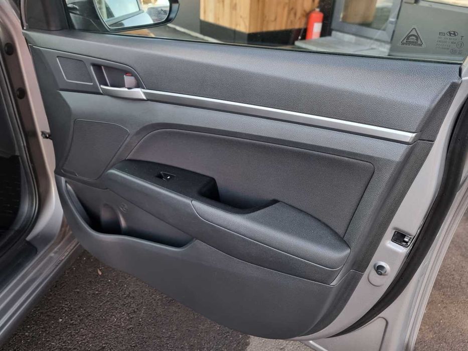 Продам  Hyundai Elantra 2020. Можна в розстрочку, під викуп.