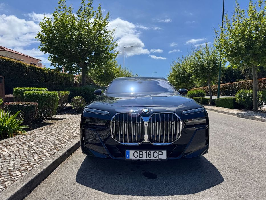 BMW i7 xDrive60 Pack Desportivo M