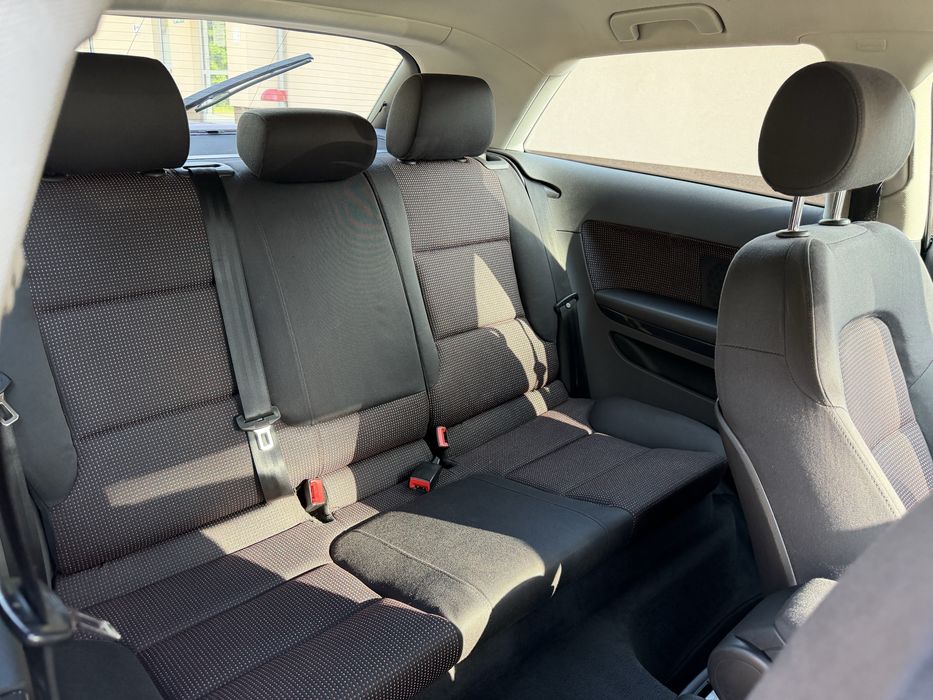 Audi A3 8P 1.6 mpi  *klima* *grzane fotele*