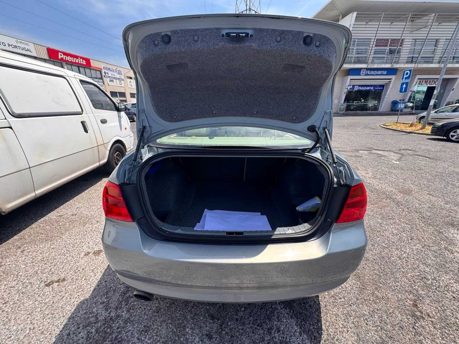 BMW 320D Caixa Automatica