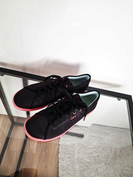 Reebok czarne sportowe buty sneakersy rozmiar 35,5