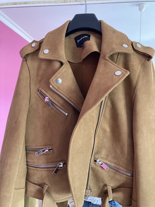 Casaco curto castanho stradivarius tam S